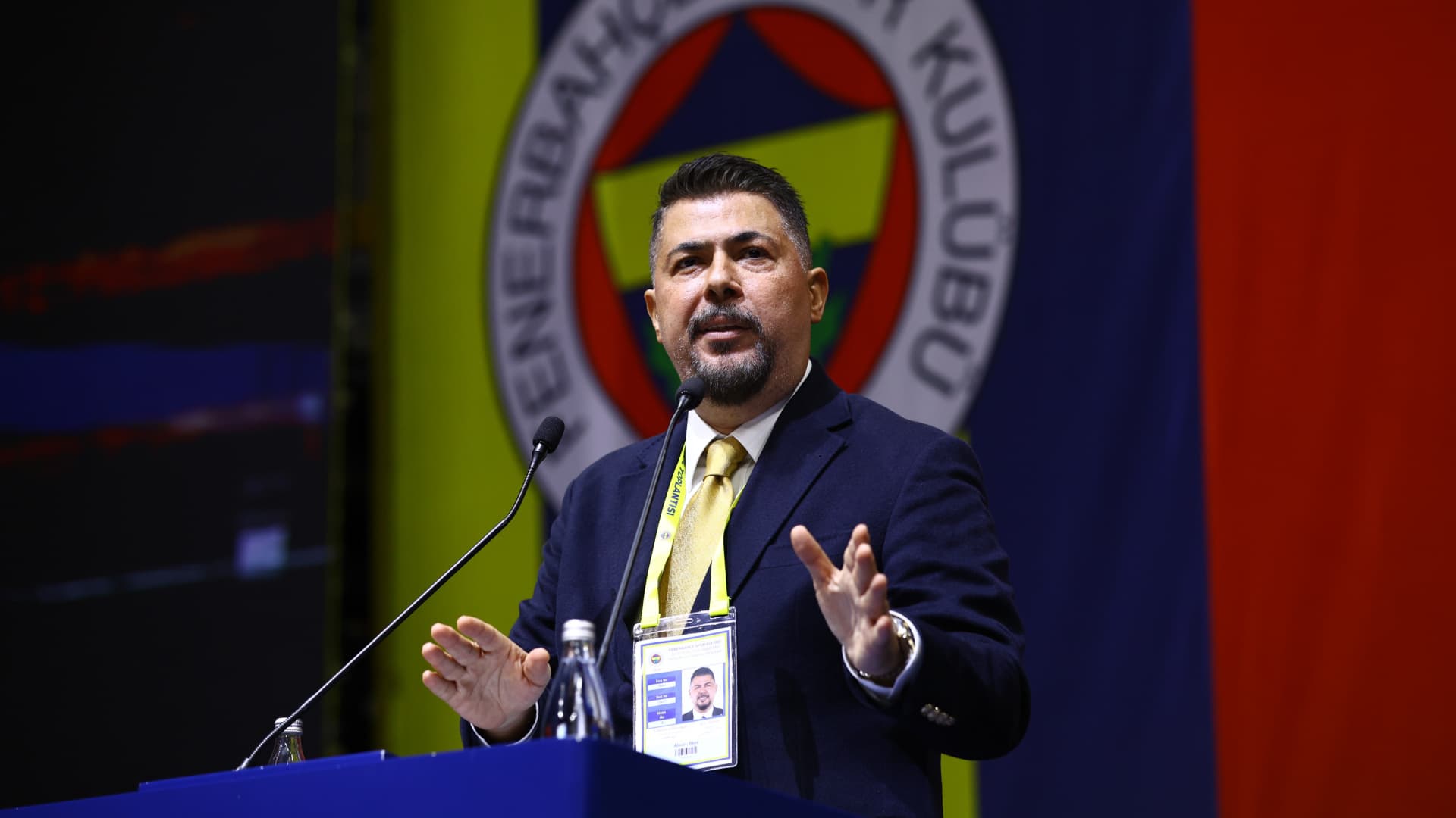 "Bu kulübü 27 sene biz yönetmedik!"