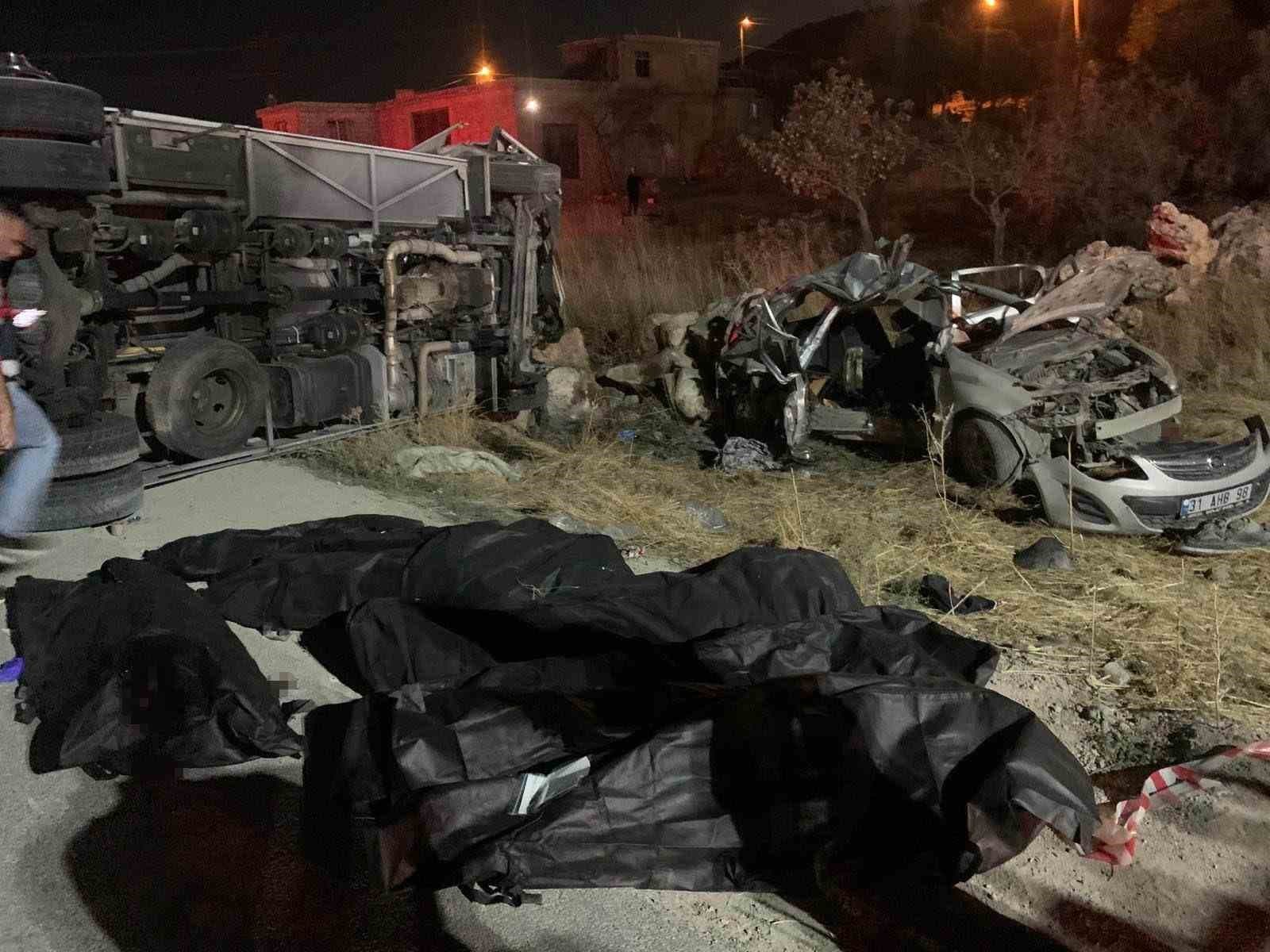 Gaziantep Vali Yardımcısı Eker: "2’si çocuk 7 kişi hayatını kaybetti"