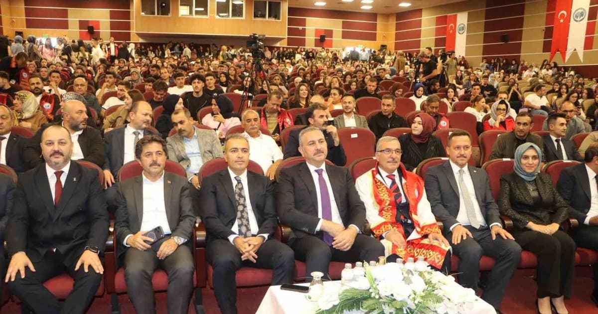KMÜ’de yeni akademik yılı açılış töreni düzenlendi