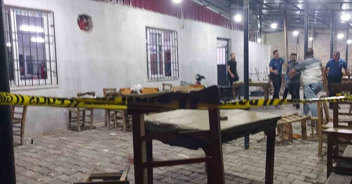 Mersin’de kahvehaneye silahlı saldırı: 1 ölü, 4 yaralı