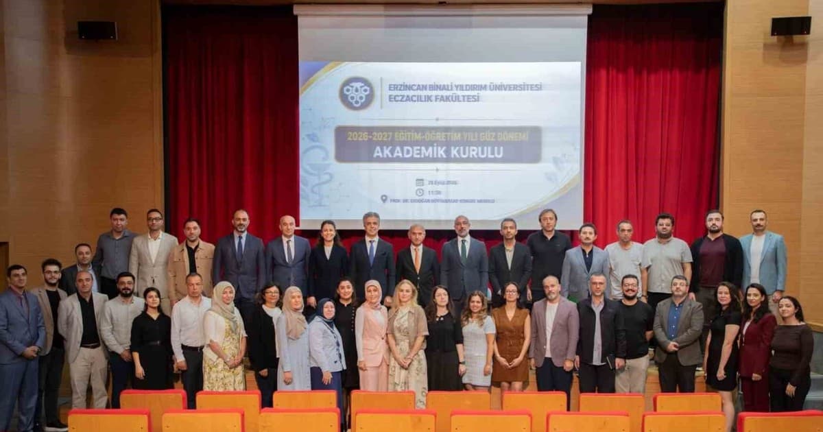 Eczacılık Fakültesinde akademik kurul toplantısı yapıldı