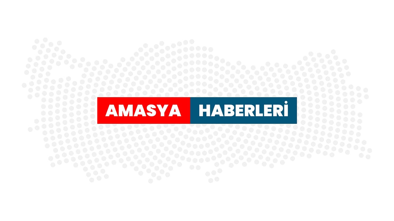 Doğum yapan ineğin buzağının bulunduğu aracı takip etmesi kamerada