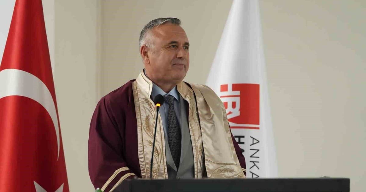 RTÜK Başkanı Daniş, HBV İletişim Fakültesinin akademik yıl açılışında öğrencilere seslendi