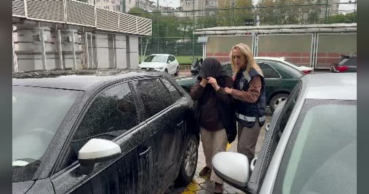 AVM’den 20 bin liralık giyim eşyası çalan kadın yakalandı