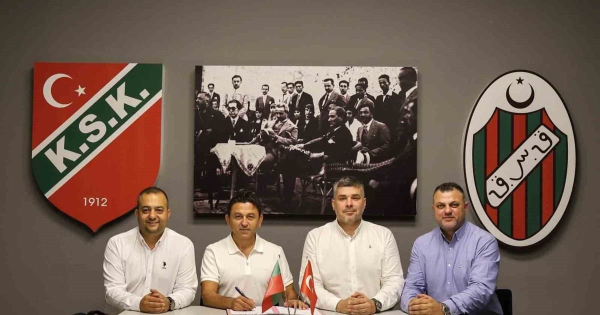 Karşıyaka’da Zafer Uysal dönemi resmen başladı