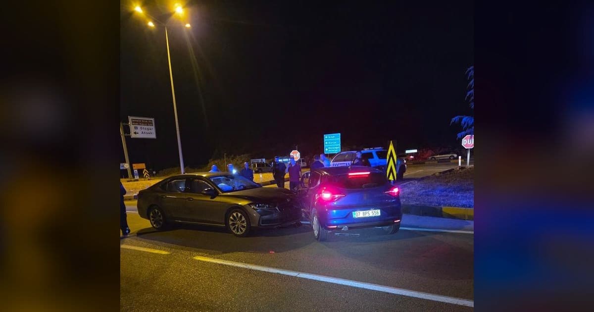 Antalya’da trafik kazası: 2’si Norveç vatandaşı 3 yaralı