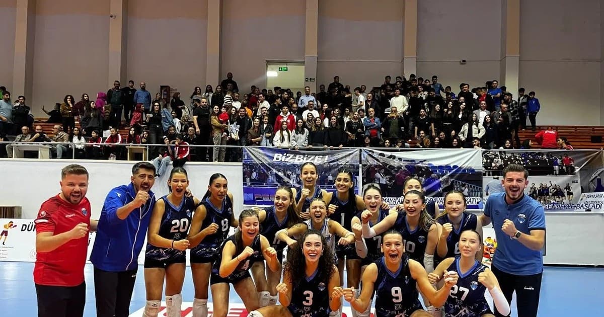 Kayseri Atletikspor Voleybol takımı evinde kazandı