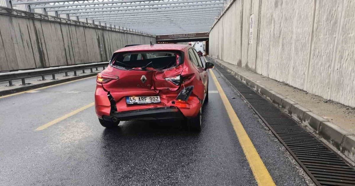 Yağış kazaları da beraberinde getirdi