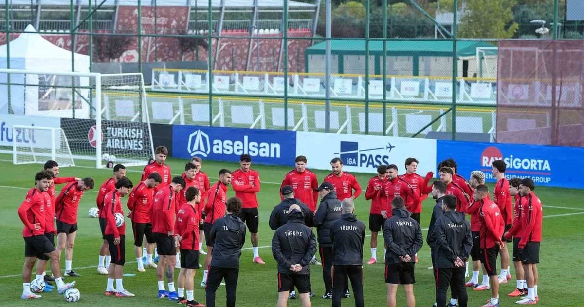A Milli Futbol Takımı, Belçika maçı hazırlıklarına devam etti