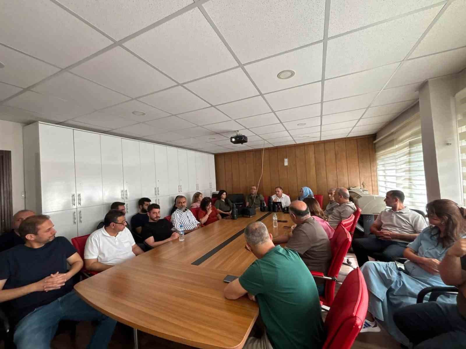 Elazığ'da 'Fırat’ta Doğadan Dijitale' Projesiyle Doğa Fotoğrafçılığı Eğitimi Verildi