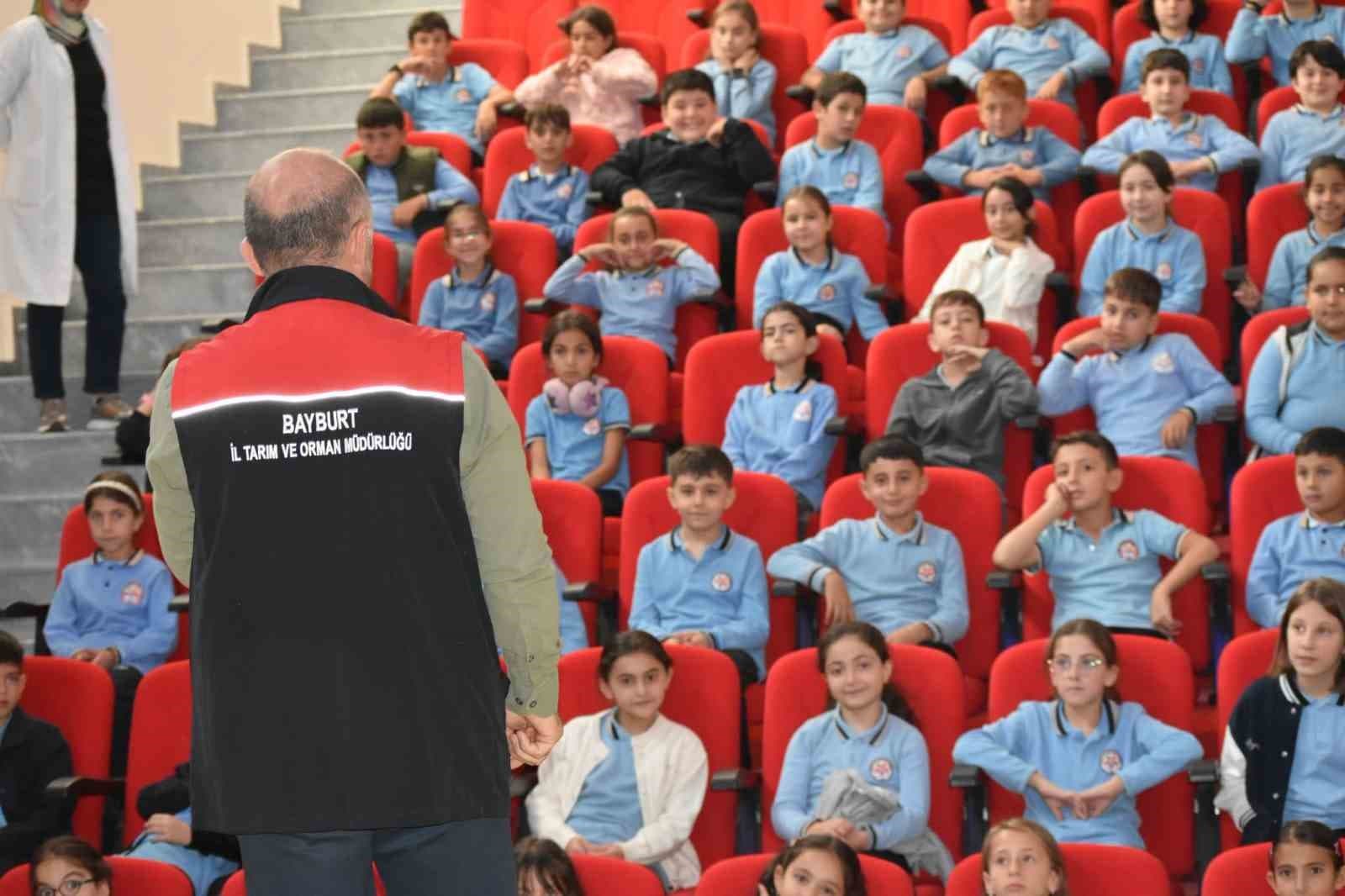 Bayburtlu Miniklere Gıda İsrafı ve Bilinçli Tüketim Eğitimi