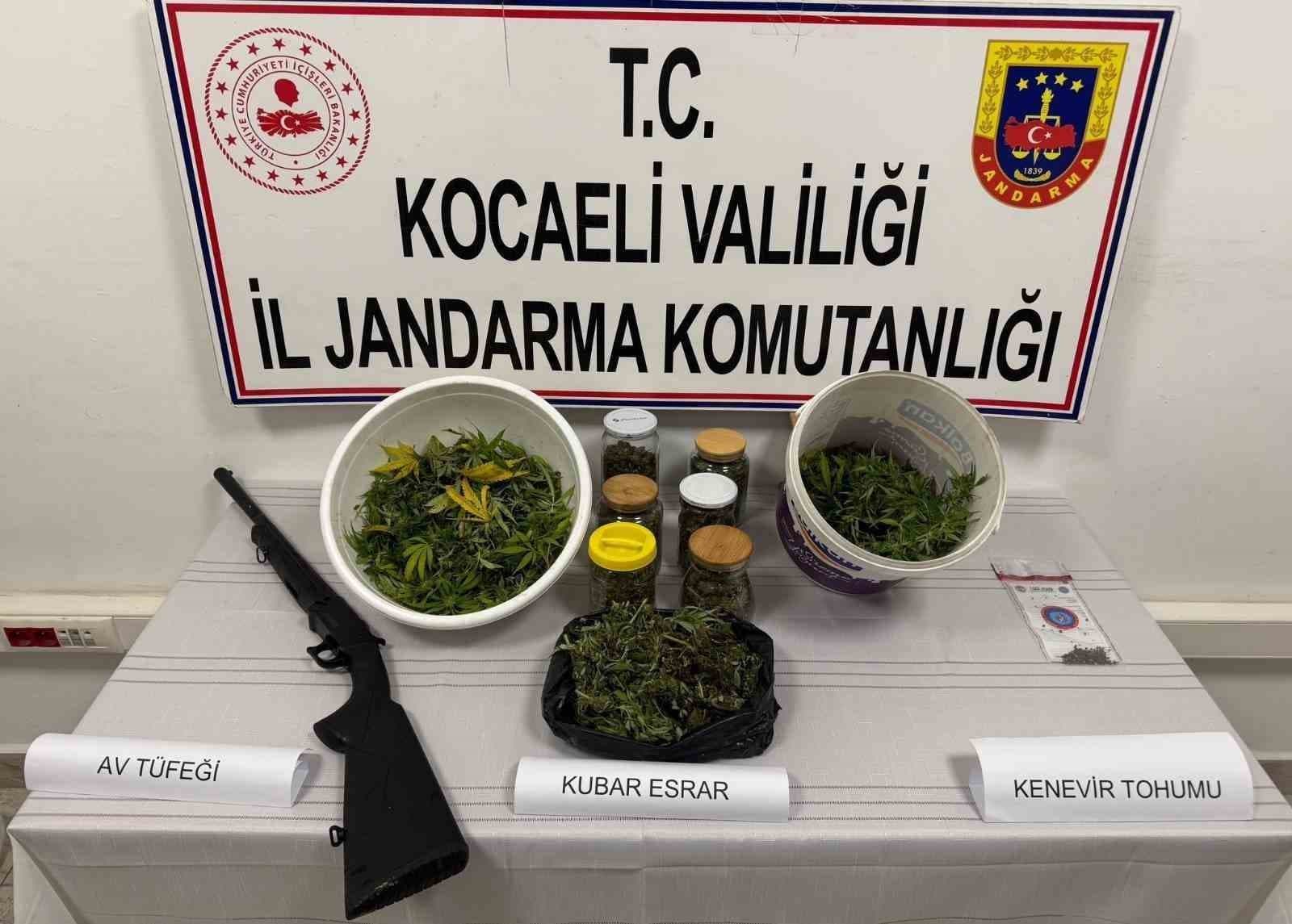 Karamürsel'de Uyuşturucu Operasyonu: 2 Kişi Gözaltına Alındı
