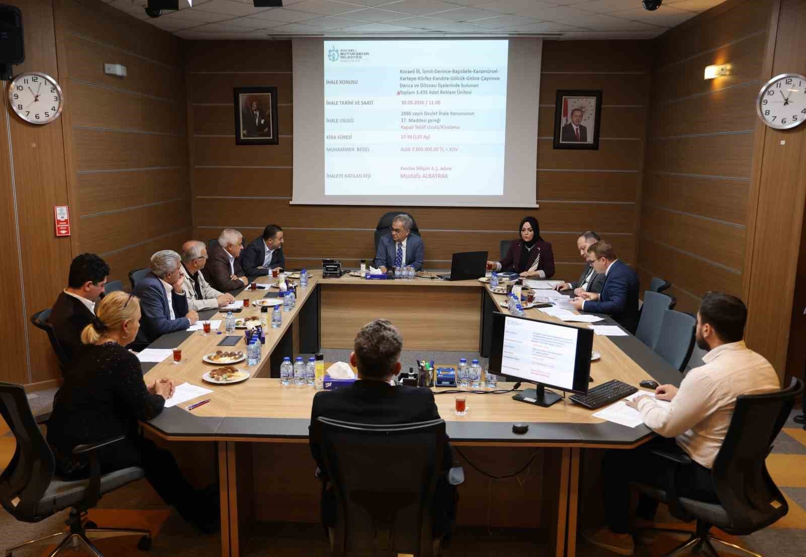 Kocaeli'de Engelli Yolcuya Saldıran Sürücünün Aracı Trafikten Men Edildi