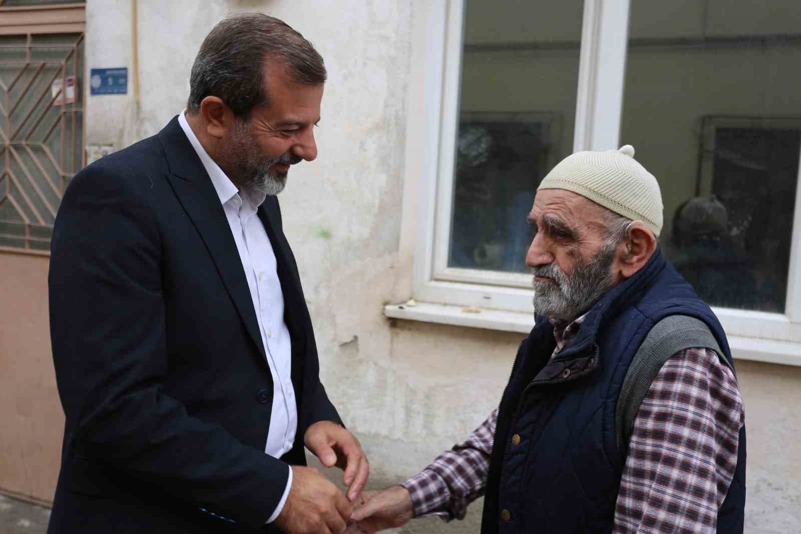 Gürsu'da Yaşlılara Anlamlı Ziyaret: Yuvamda Sağlık ve Huzur Var Projesi Sürüyor