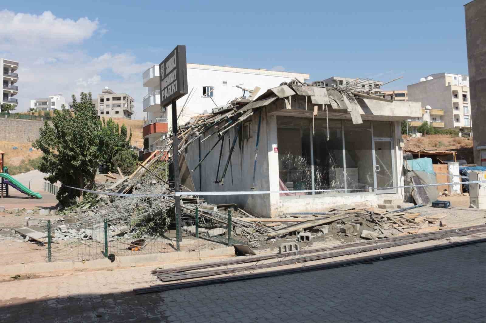 Cizre'deki İnşaat Çökmesinde 5 İşçi Enkaz Altında Kaldı