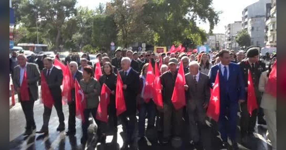 Kırklareli'de Dünya Yaşlılar Günü Kortej Yürüyüşüyle Kutlandı