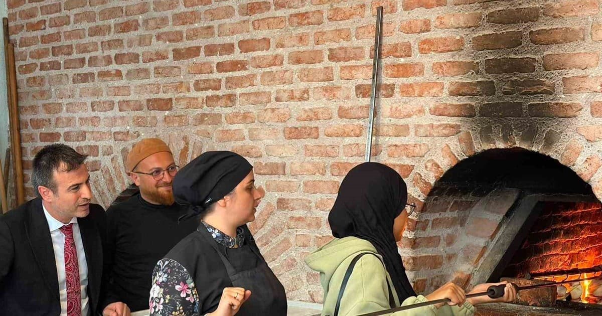 Üniversiteliler Şehir ve Kültür Dersini Tokat'ın Tarihi Mekanlarında İşledi