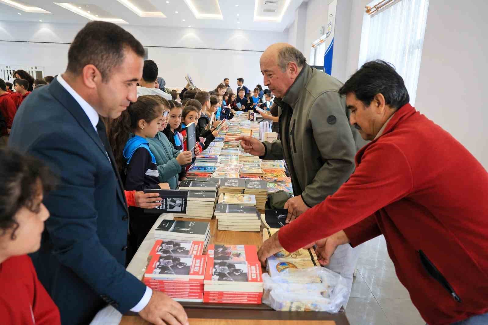 Çameli'de 2. Kitap Günleri Kapılarını Ziyaretçilere Açtı