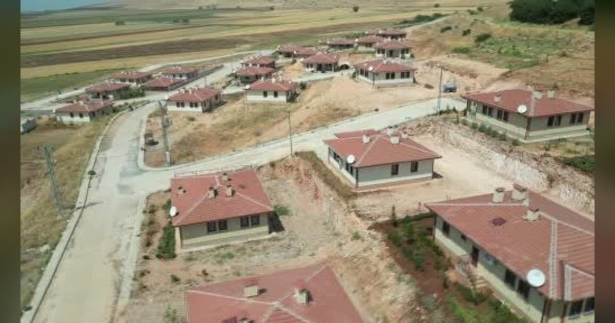 Kahramanmaraşlı Depremzedeler Devlet Tarafından Yapılan Yeni Köy Evlerinde Hayata Yeniden Başladı