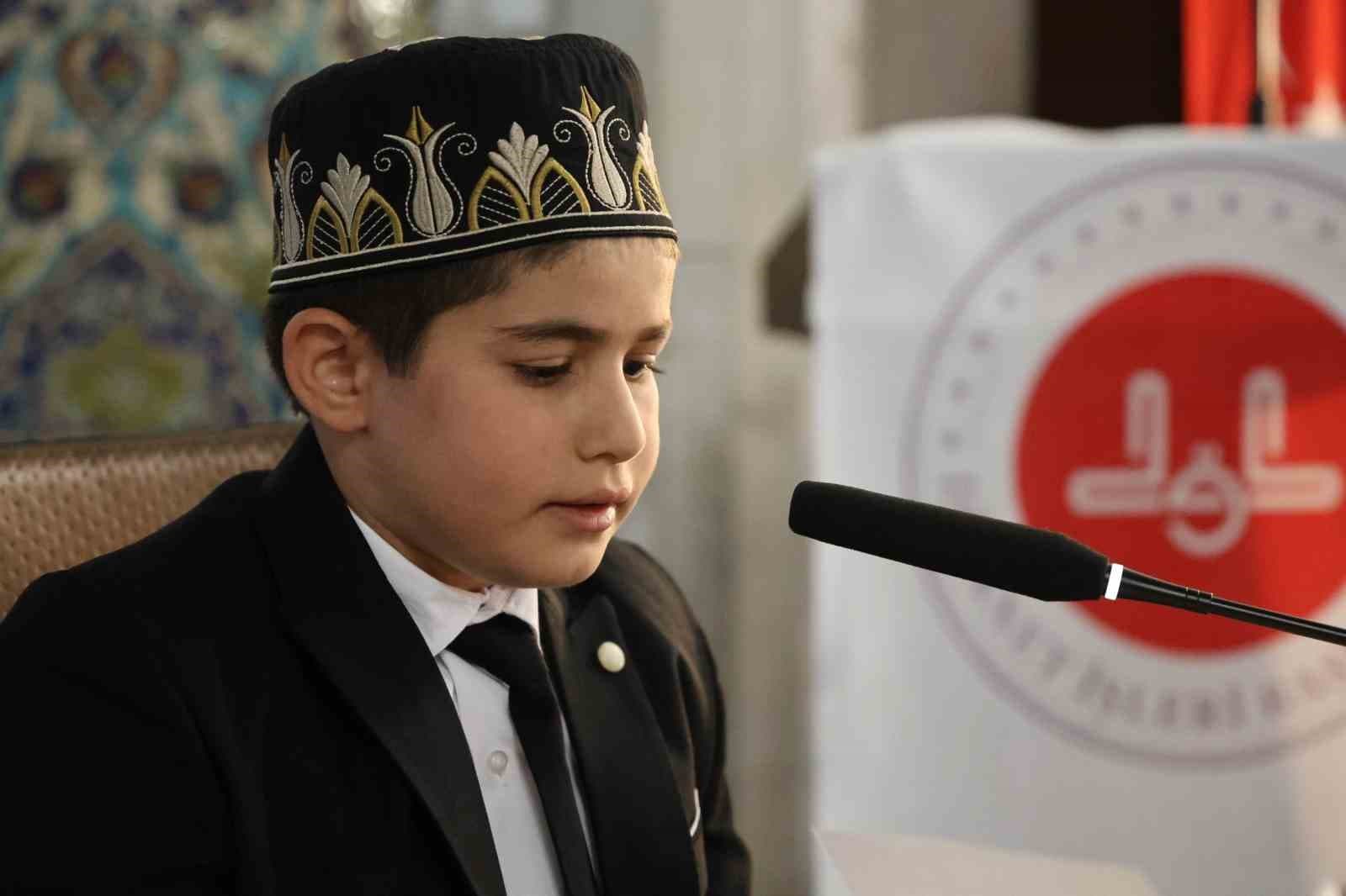 Elazığ'da Kur'an-ı Kerim'i Güzel Okuma Bölge Finali Heyecanı Yaşandı