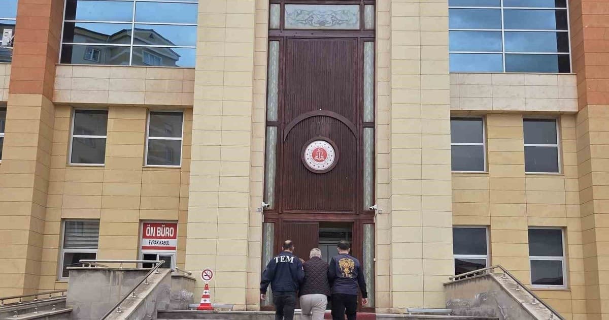 Sivas'ta 19 Yıl Hapis Cezası Bulunan Firari Şahıs Yakalandı