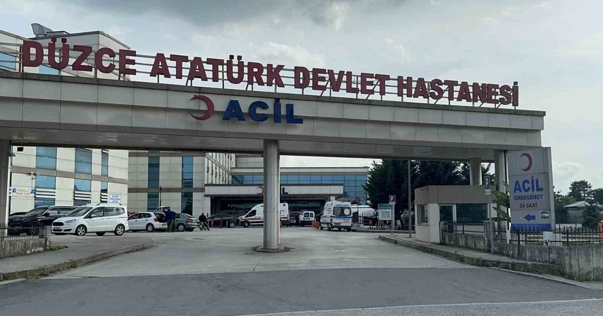 Düzce'de Fabrikada Zehirlenme Şüphesi: 27 İşçi Hastaneye Kaldırıldı