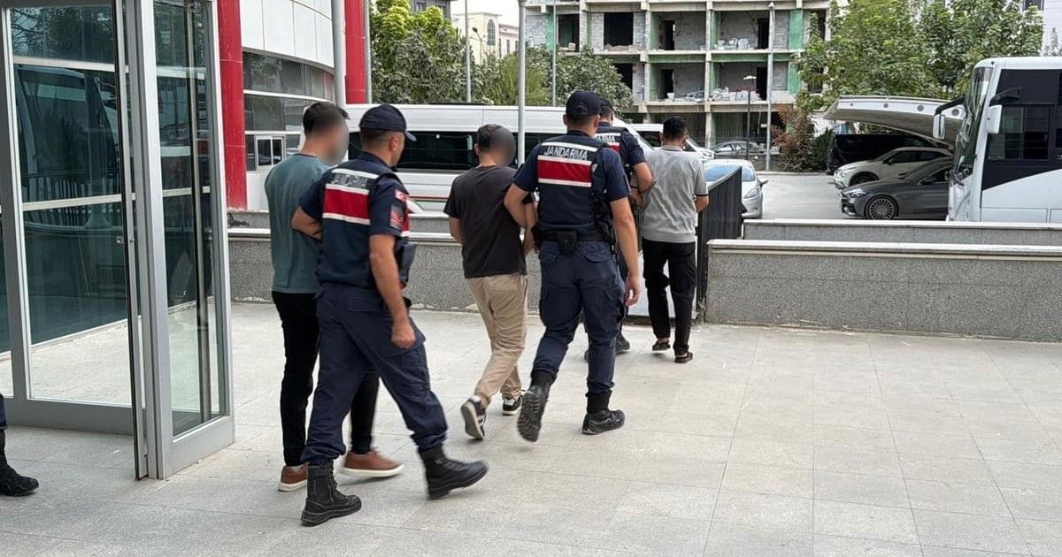 Adıyaman'da DEAŞ Operasyonu: 5 Şüpheli Tutuklandı