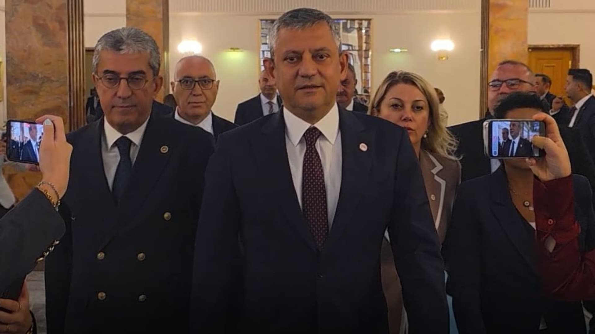 Özgür Özel'den TBMM Genel Kurulu'nu Terk Etme Kararına İlişkin Açıklama