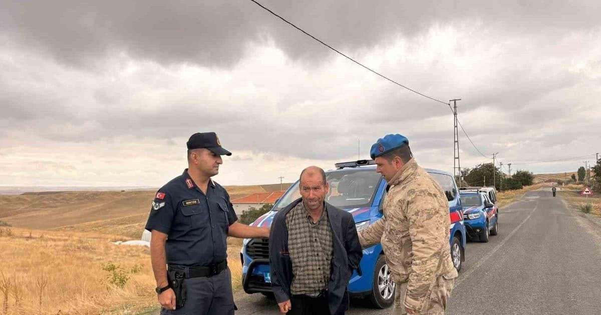 Kırşehir'de Kaybolan Zihinsel Engelli Adam Dronla Arazide Sağ Bulundu