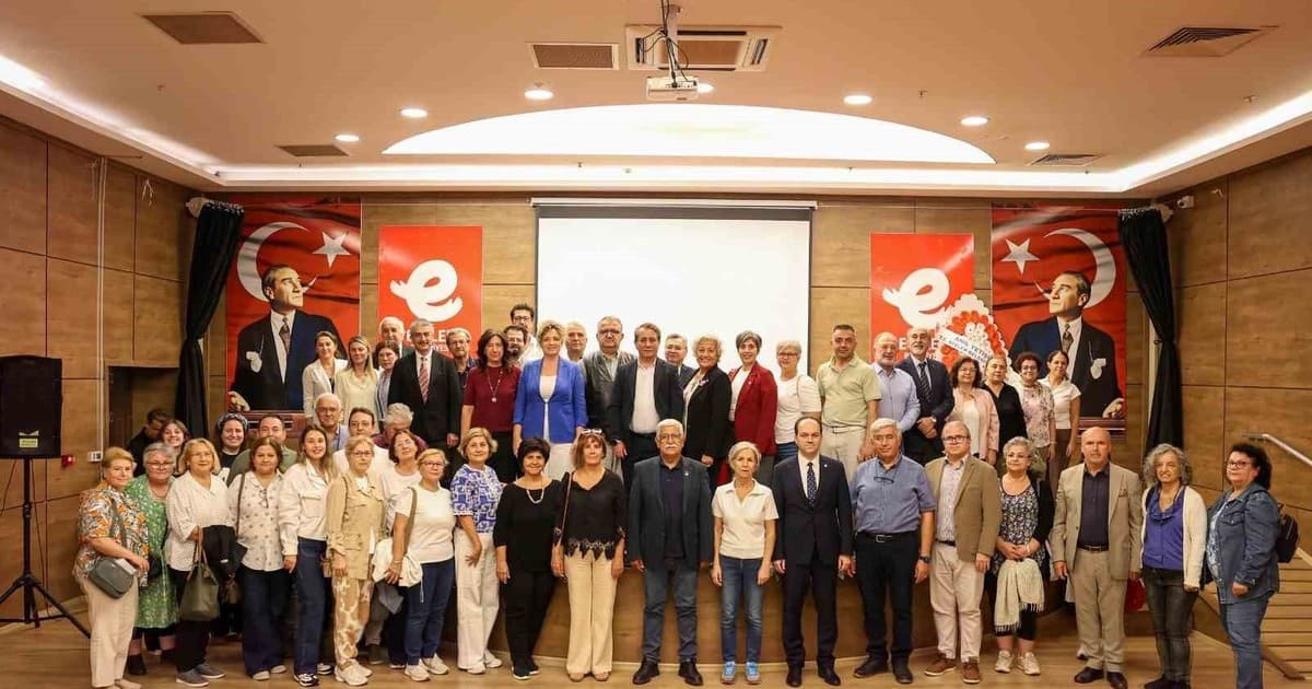 Efeler'de Kıdemli Vatandaşlar İçin İkinci Bahar Üniversitesi Kapılarını Açıyor