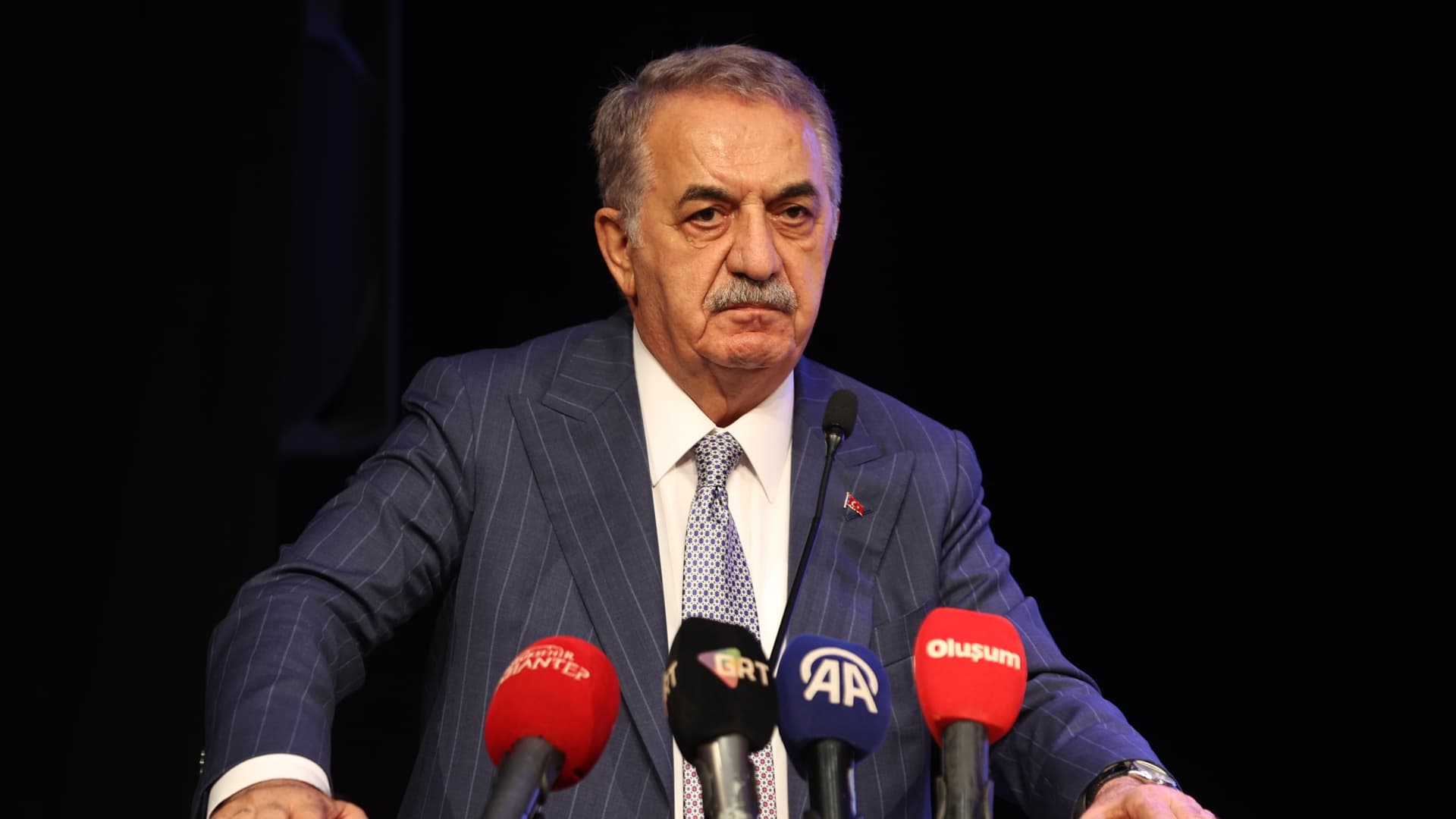 Hayati Yazıcı'dan Oğlu Hakkındaki İddialara Yanıt: Gerçekler Doğrudan Ortaya Çıkacak