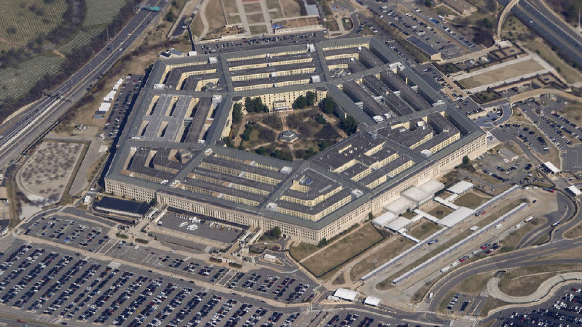 Pentagon Bünyesinde Doğrudan Bakana Bağlı 'Dini İşler Ofisi' Kuruldu