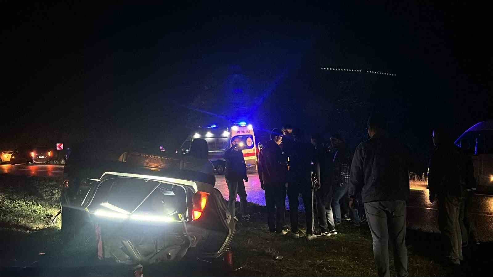 Zonguldak'ta Otomobil Devrildi: 2 Yaralı