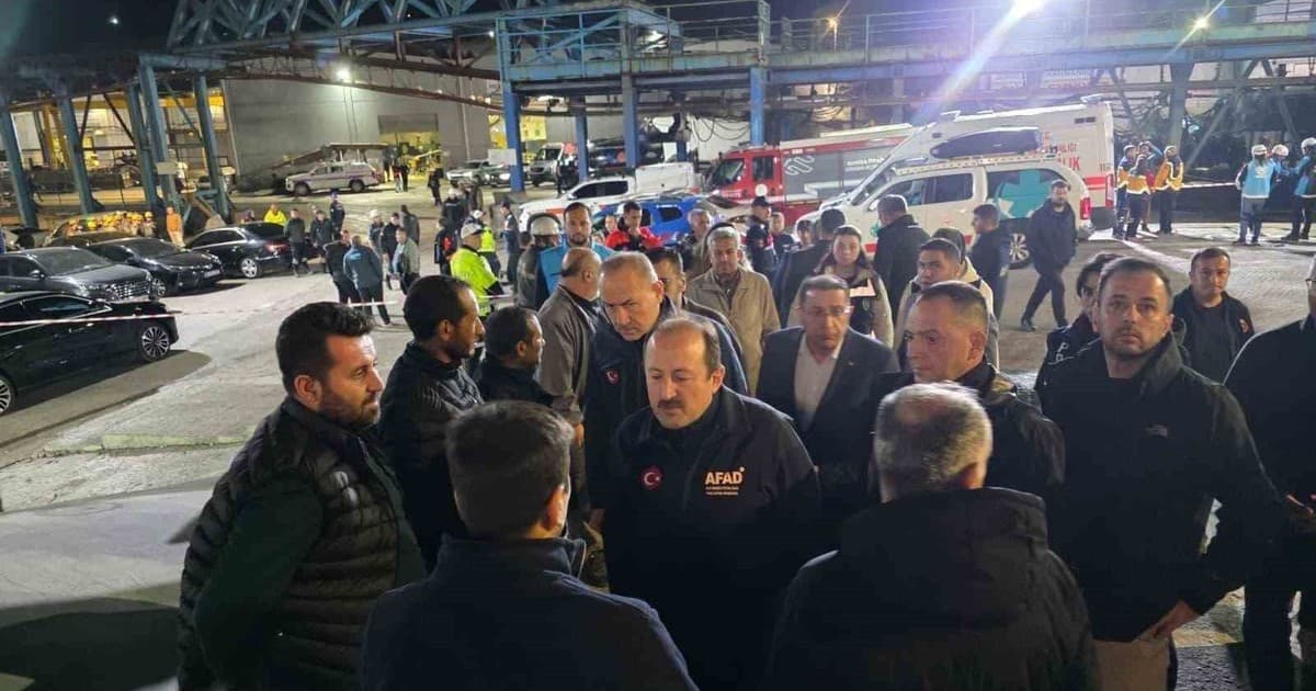 AFAD Başkanı Pehlivan Soma'daki Maden Kazası Bölgesinde İncelemelerde Bulundu