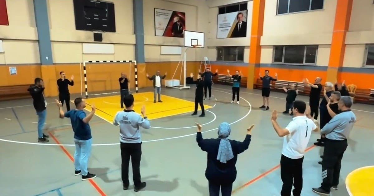 Yüksekova'da Sağlıklı Yaşam İçin Spor Etkinliği Düzenlendi