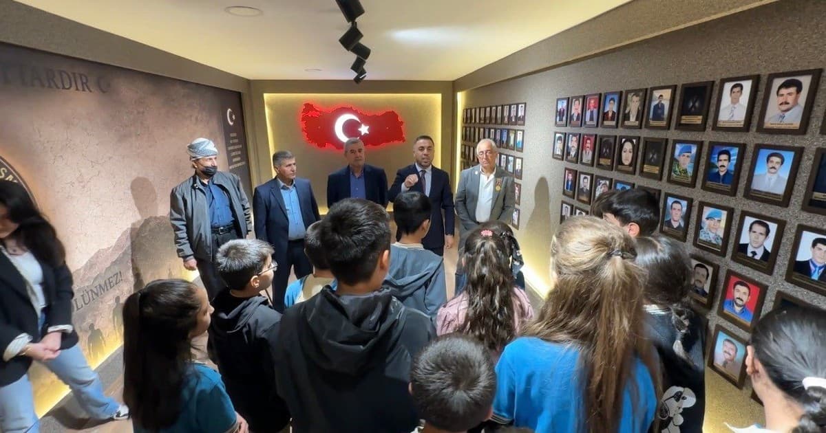Yüksekova'da Gaziler ile Öğrenciler Anlamlı Buluşmada Bir Araya Geldi