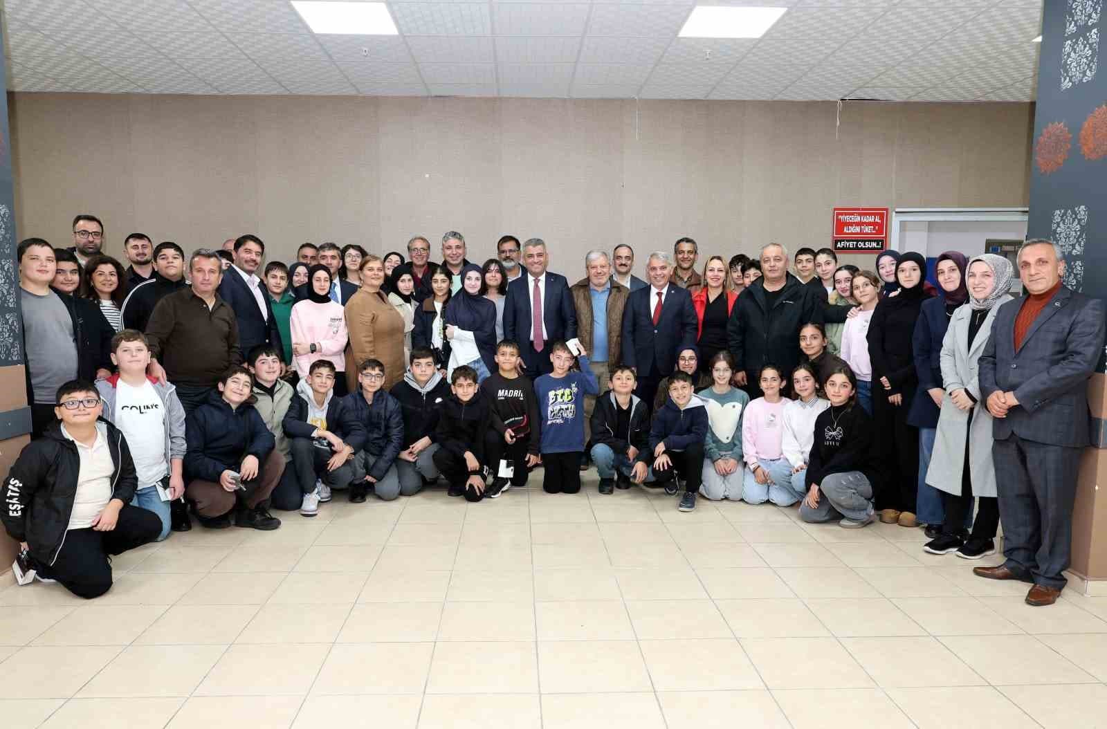 Öğrenciler 'Bizim Gök Kubbemiz' Projesi İle Erzurum'da Buluştu