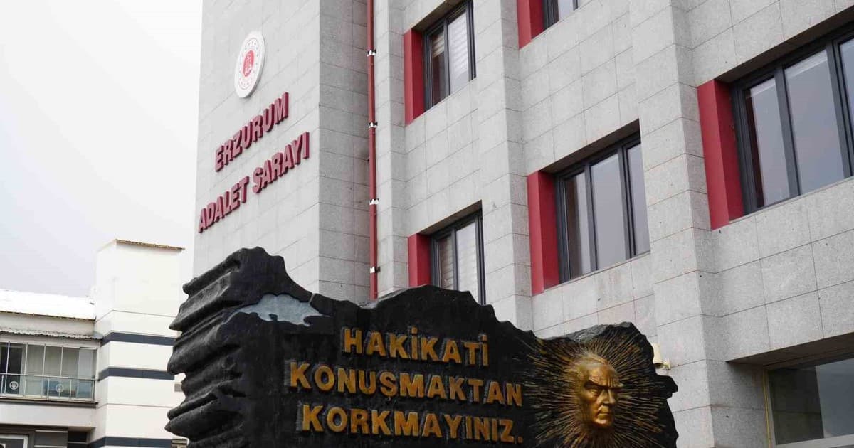 Yargı Mensuplarından Yapay Zekaya Şartlı Onay: 'Hesaplamalarda Evet, Kararda Hayır'
