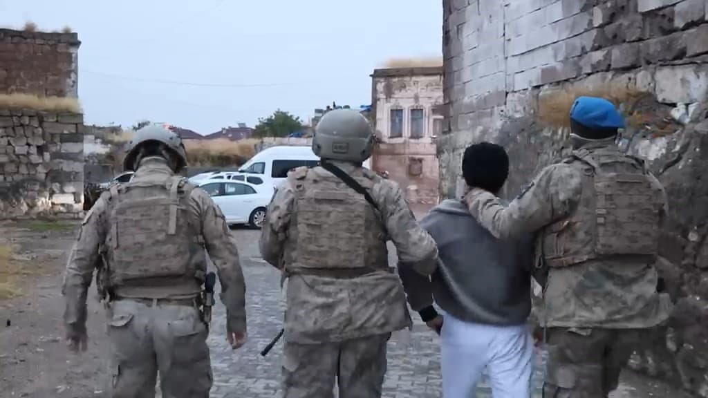 Nevşehir'de Sosyal Medyadan Terör Propagandası Yapan Zanlı Yakalandı