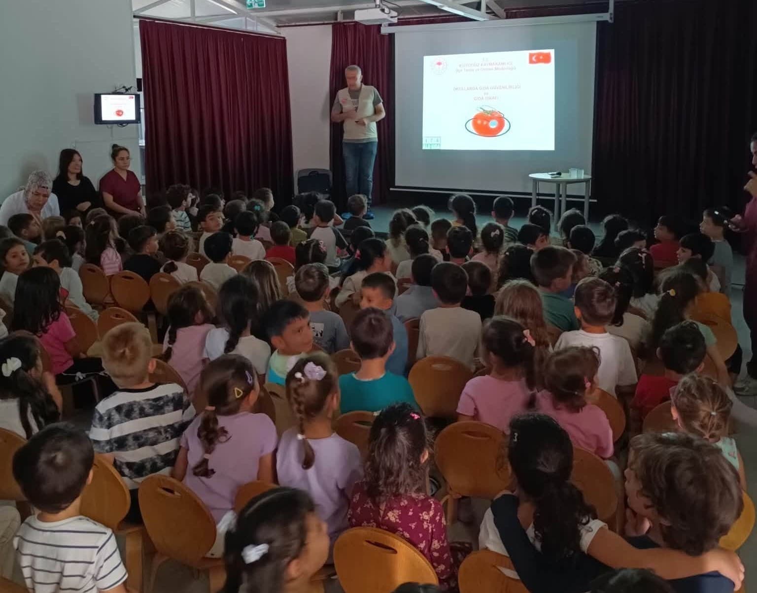 Köyceğiz'de Anaokulu Öğrencilerine Güvenilir Gıda ve İsraf Eğitimi