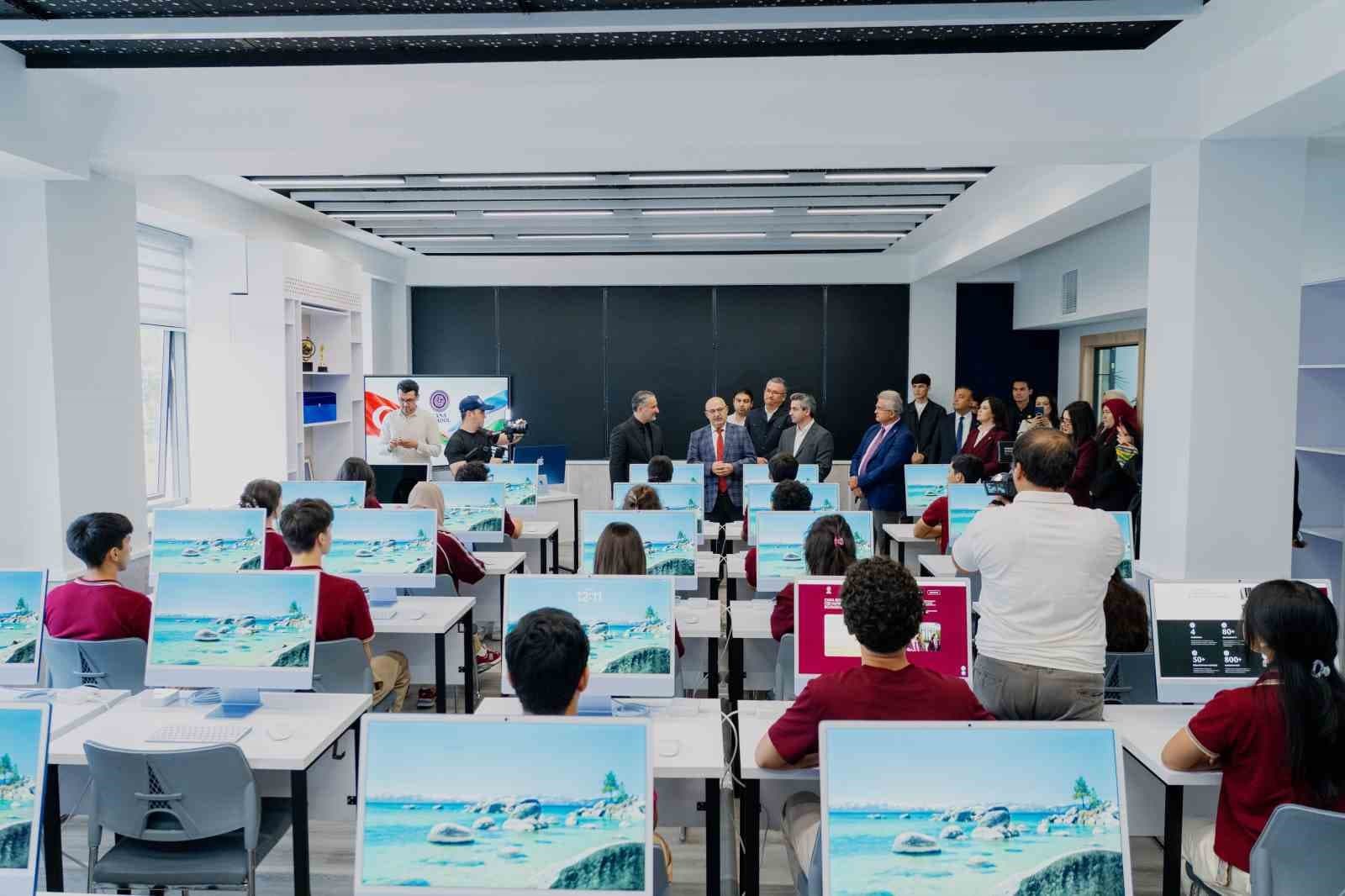Bahçeşehir Üniversitesi'nden Özbekistan'da Yapay Zeka Hamlesi