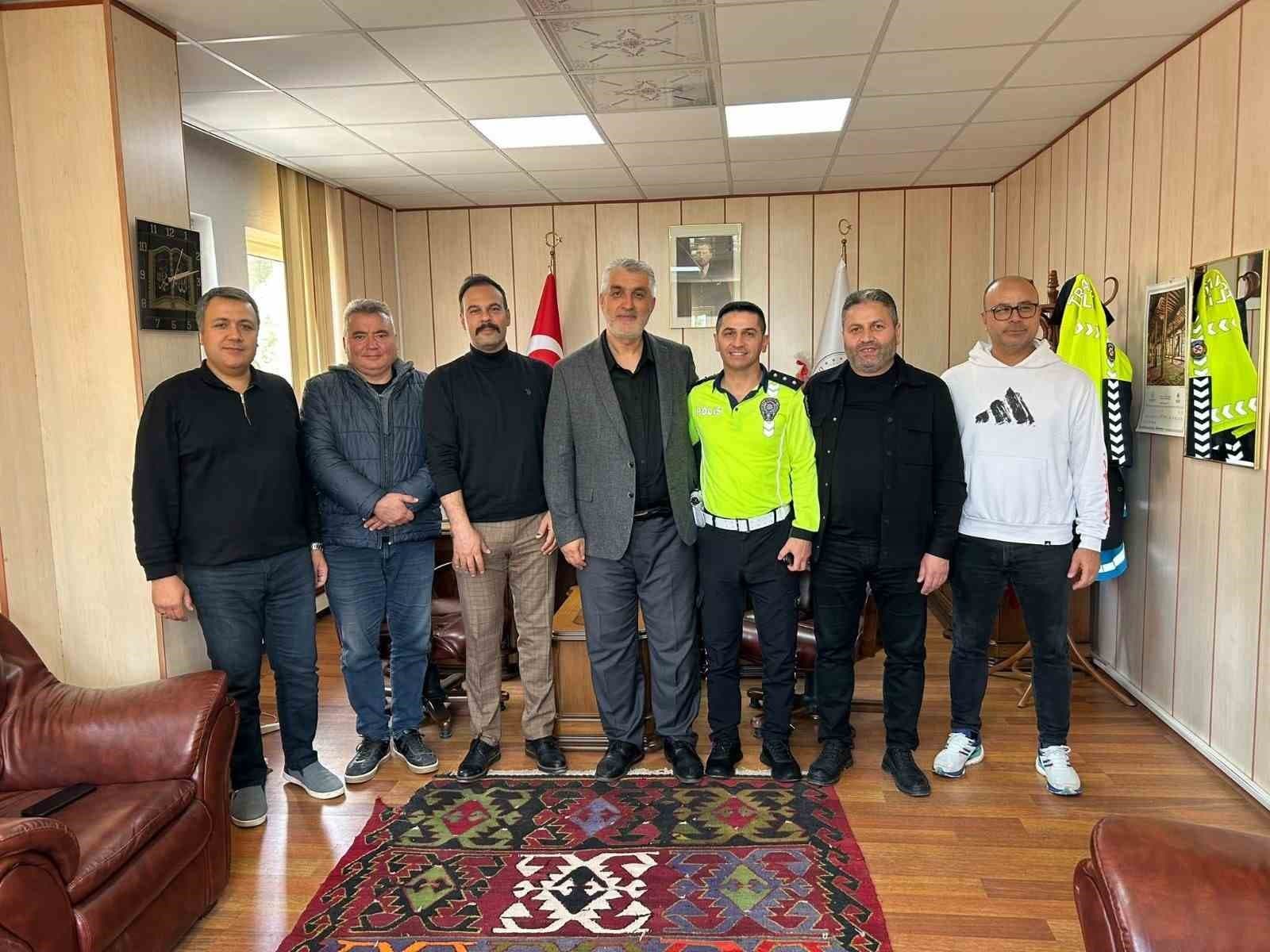Sivrihisar'da Camiler ve Din Görevlileri Haftası Kapsamında Makam Ziyaretleri Yapıldı