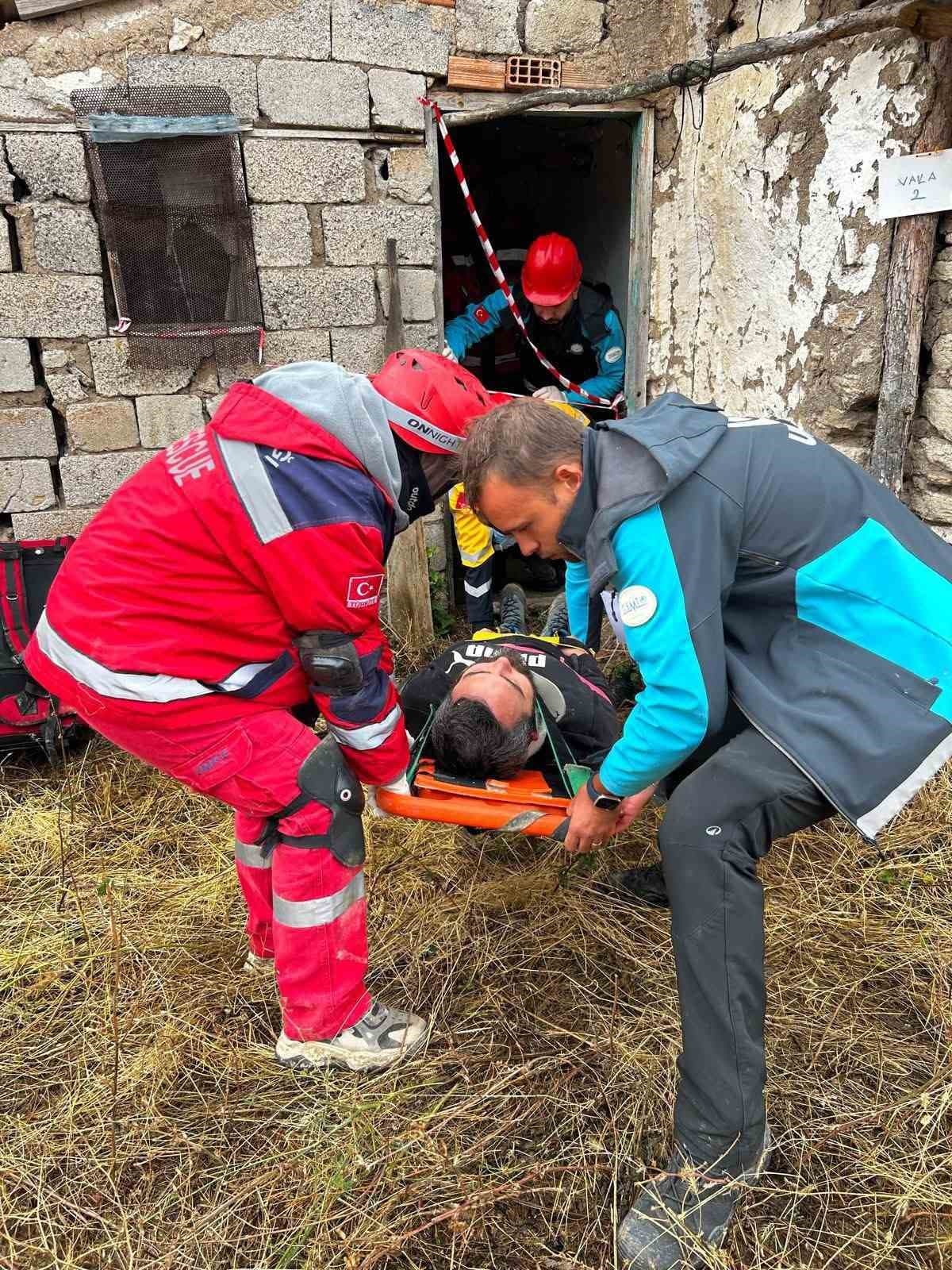 Bilecik UMKE'den Gerçeği Aratmayan Bölge Tatbikatı