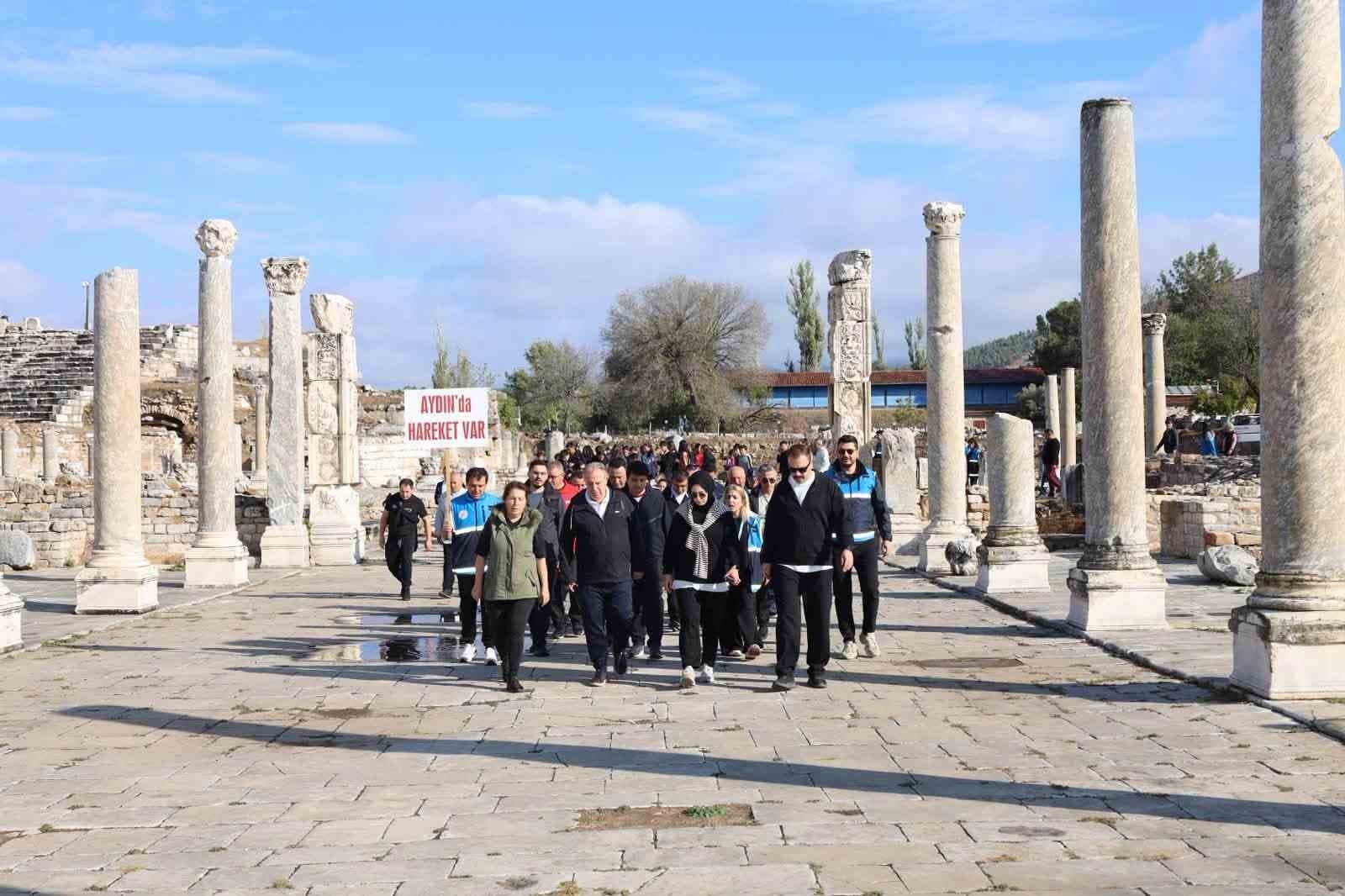 Afrodisias Antik Kenti'nde Sağlıklı Yaşam İçin Anlamlı Yürüyüş