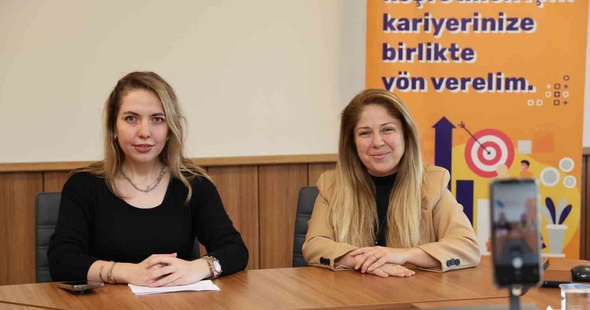 Düzce Üniversitesi'nden Öğrencilere Gelecek ve Kariyer Rehberliği