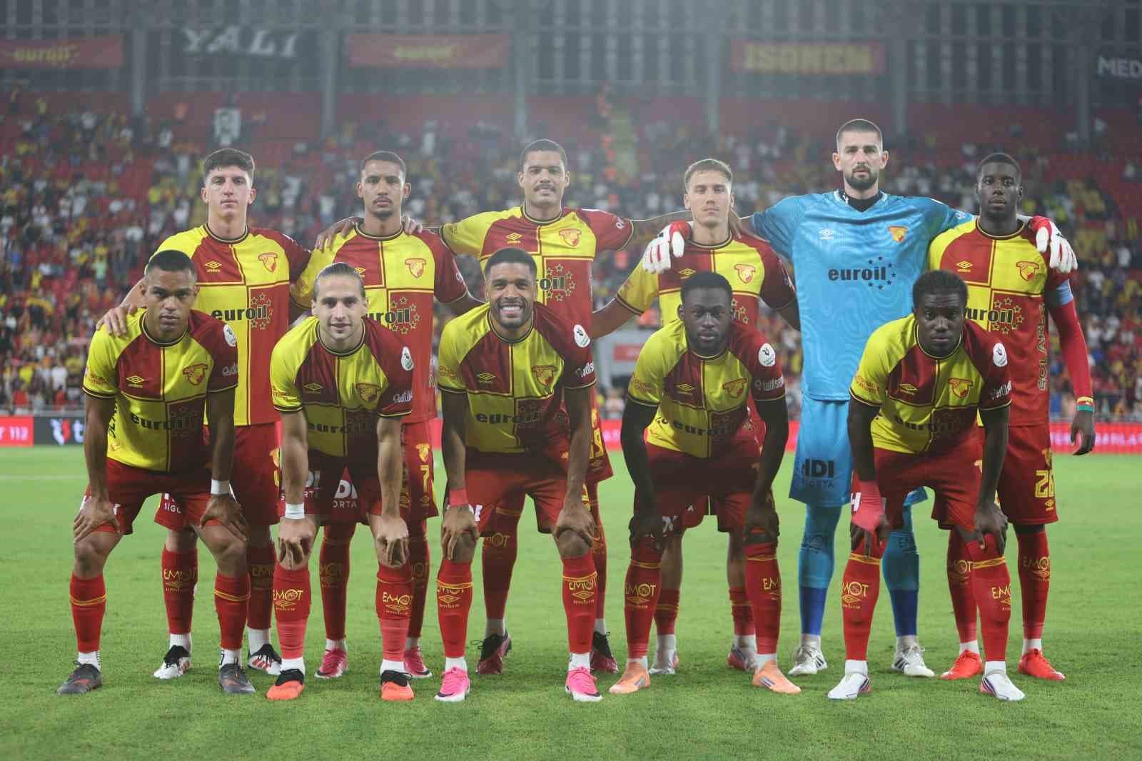 Göztepe Öne Geçtiği Maçlarda Üstünlüğünü Korumakta Zorlanıyor