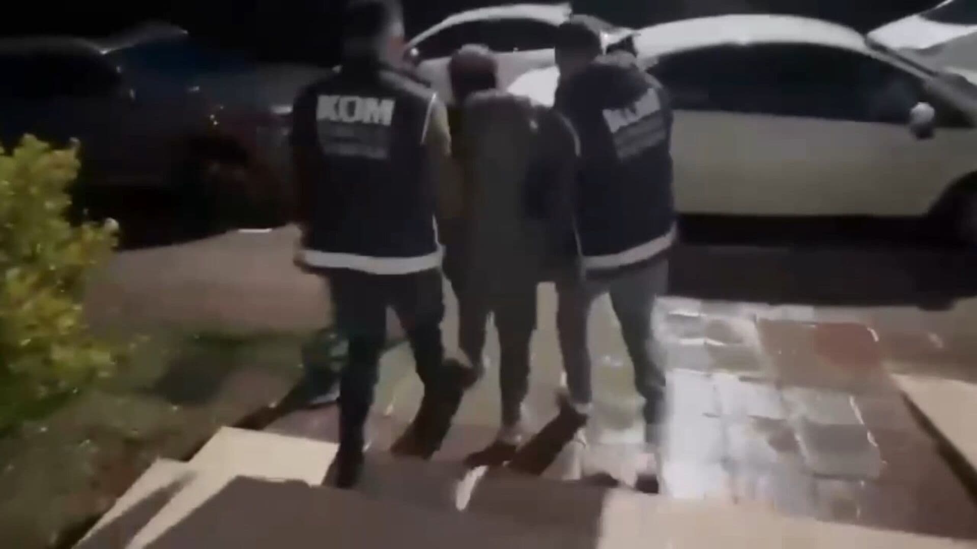 6 İlde FETÖ Operasyonu: 20 Zanlı Adliyeye Çıkarıldı