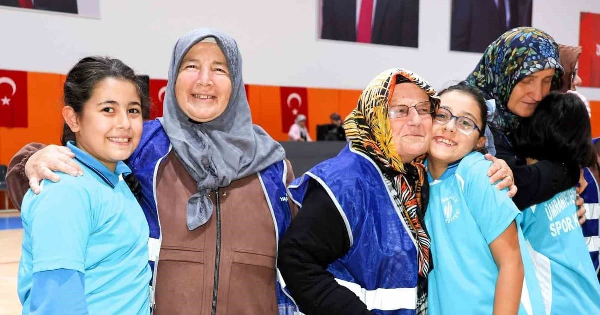 Ümraniye'de Sporun Birleştirici Gücüyle Kuşaklar Arası Dayanışma
