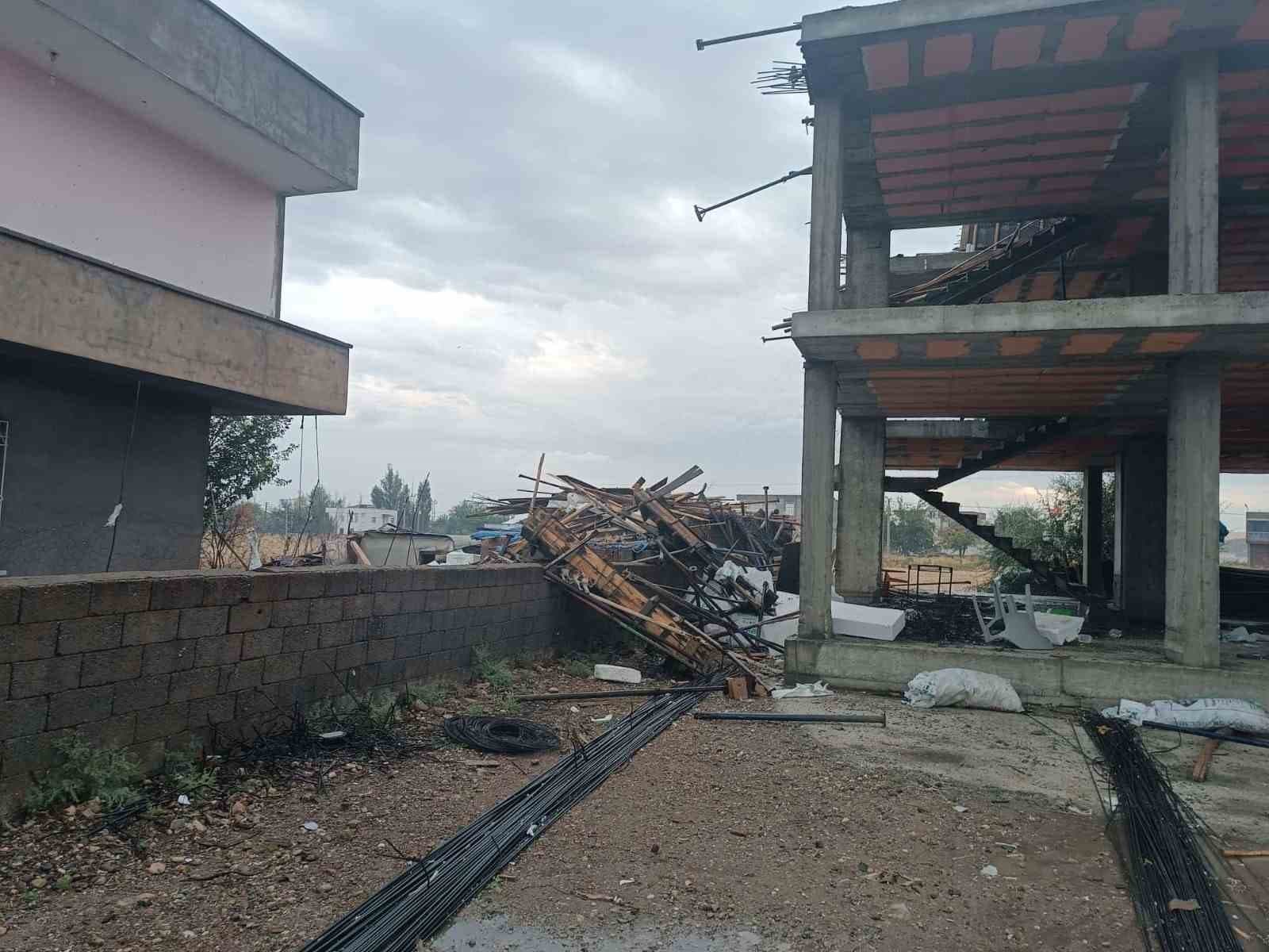 Bismil'de Şiddetli Fırtına ve Sağanak Hayatı Olumsuz Etkiledi