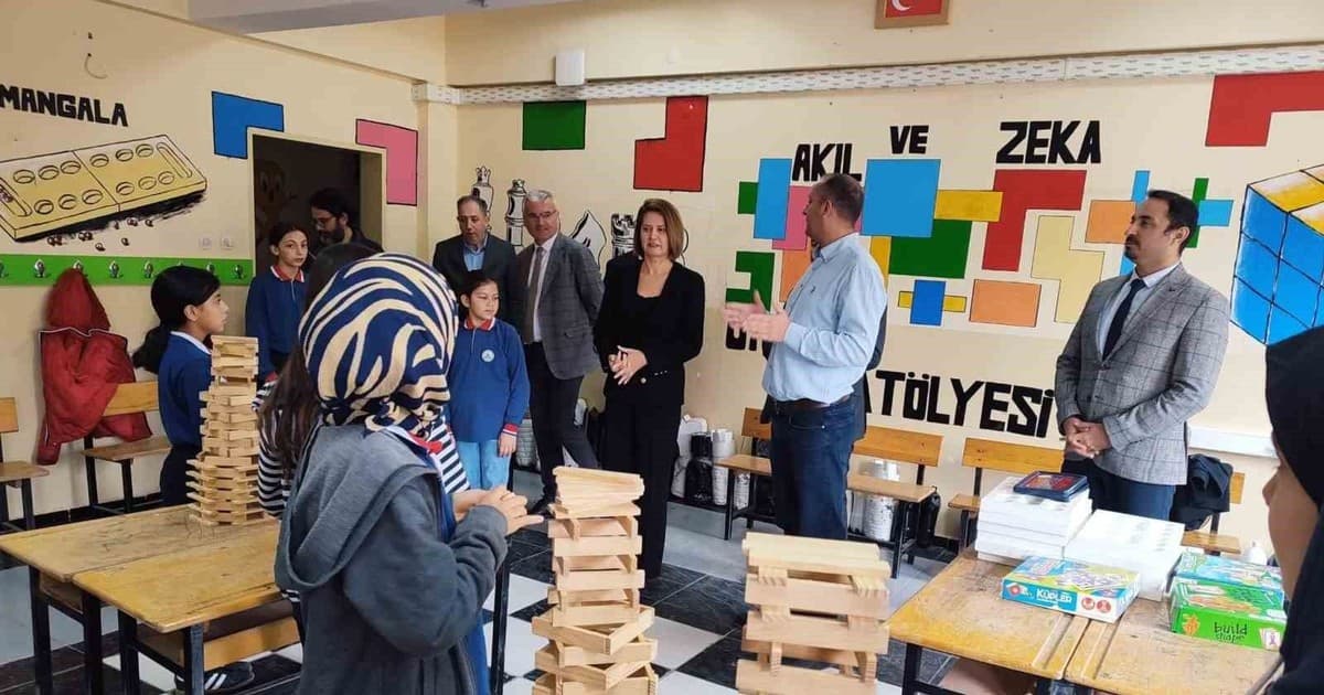 Çayırbaşı Şehit Yaşar Çakır Ortaokulunda Bilim ve Tarım Bir Araya Geldi